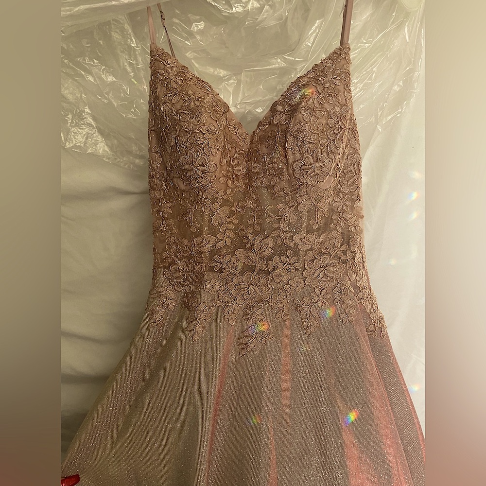 Pink champagne/ rose gold